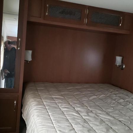Tiny House RV, Kayak Hotel Key Largo Bagian luar foto
