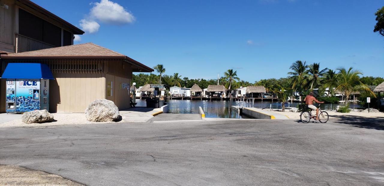 Tiny House RV, Kayak Hotel Key Largo Bagian luar foto