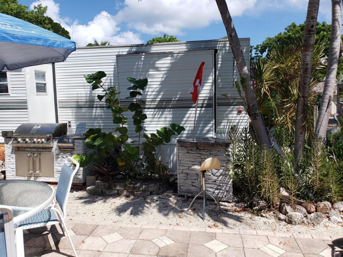 Tiny House RV, Kayak Hotel Key Largo Bagian luar foto